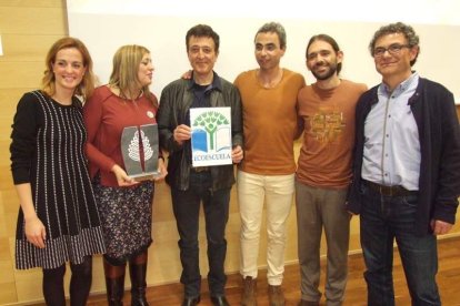 El cantante Manolo García ejerció de introductor en la gala celebrada en la Casa de las Mariposas. Fotos: JA Barrios