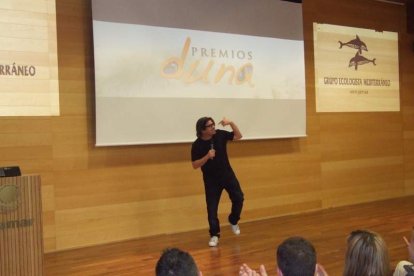 El cantante Manolo García ejerció de introductor en la gala celebrada en la Casa de las Mariposas. Fotos: JA Barrios
