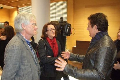 El cantante Manolo García ejerció de introductor en la gala celebrada en la Casa de las Mariposas. Fotos: JA Barrios