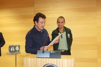 El cantante Manolo García ejerció de introductor en la gala celebrada en la Casa de las Mariposas. Fotos: JA Barrios
