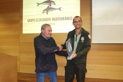 El cantante Manolo García ejerció de introductor en la gala celebrada en la Casa de las Mariposas. Fotos: JA Barrios
