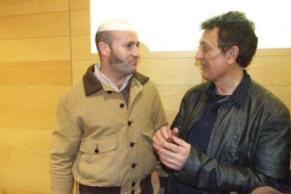 El cantante Manolo García ejerció de introductor en la gala celebrada en la Casa de las Mariposas. Fotos: JA Barrios