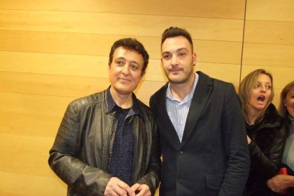 El cantante Manolo García ejerció de introductor en la gala celebrada en la Casa de las Mariposas. Fotos: JA Barrios