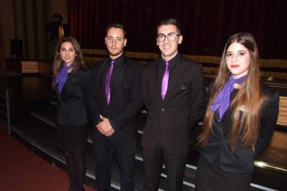 1ª semifinal del concurso de Carnaval. El Auditorio Maestro Padilla se ha llenado de gran apoyo a la fiesta.Fotos: JBarrios