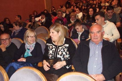 1ª semifinal del concurso de Carnaval. El Auditorio Maestro Padilla se ha llenado de gran apoyo a la fiesta.Fotos: JBarrios