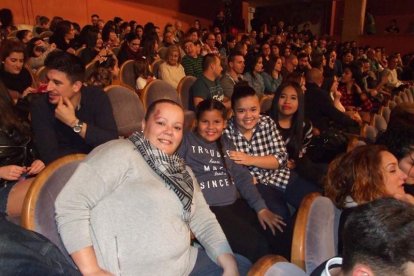 1ª semifinal del concurso de Carnaval. El Auditorio Maestro Padilla se ha llenado de gran apoyo a la fiesta.Fotos: JBarrios