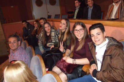 1ª semifinal del concurso de Carnaval. El Auditorio Maestro Padilla se ha llenado de gran apoyo a la fiesta.Fotos: JBarrios