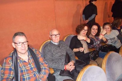 1ª semifinal del concurso de Carnaval. El Auditorio Maestro Padilla se ha llenado de gran apoyo a la fiesta.Fotos: JBarrios