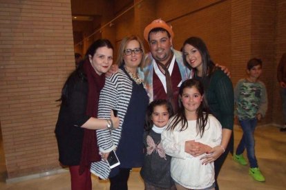 1ª semifinal del concurso de Carnaval. El Auditorio Maestro Padilla se ha llenado de gran apoyo a la fiesta.Fotos: JBarrios