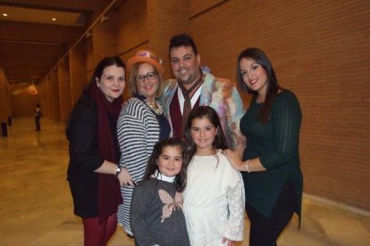 1ª semifinal del concurso de Carnaval. El Auditorio Maestro Padilla se ha llenado de gran apoyo a la fiesta.Fotos: JBarrios