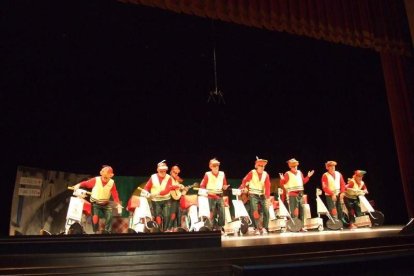1ª semifinal del concurso de Carnaval. El Auditorio Maestro Padilla se ha llenado de gran apoyo a la fiesta.Fotos: JBarrios