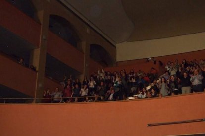 1ª semifinal del concurso de Carnaval. El Auditorio Maestro Padilla se ha llenado de gran apoyo a la fiesta.Fotos: JBarrios