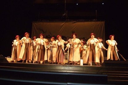 1ª semifinal del concurso de Carnaval. El Auditorio Maestro Padilla se ha llenado de gran apoyo a la fiesta.Fotos: JBarrios