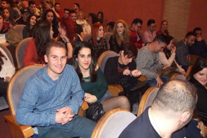 1ª semifinal del concurso de Carnaval. El Auditorio Maestro Padilla se ha llenado de gran apoyo a la fiesta.Fotos: JBarrios
