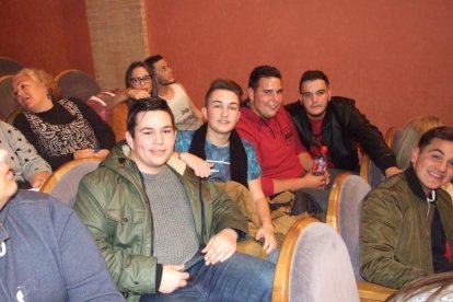 1ª semifinal del concurso de Carnaval. El Auditorio Maestro Padilla se ha llenado de gran apoyo a la fiesta.Fotos: JBarrios