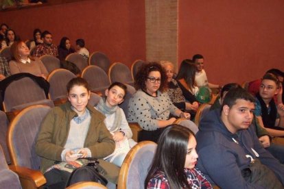 1ª semifinal del concurso de Carnaval. El Auditorio Maestro Padilla se ha llenado de gran apoyo a la fiesta.Fotos: JBarrios
