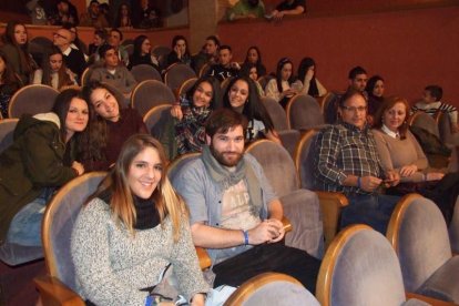 1ª semifinal del concurso de Carnaval. El Auditorio Maestro Padilla se ha llenado de gran apoyo a la fiesta.Fotos: JBarrios