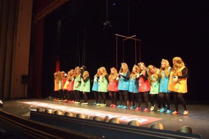 1ª semifinal del concurso de Carnaval. El Auditorio Maestro Padilla se ha llenado de gran apoyo a la fiesta.Fotos: JBarrios