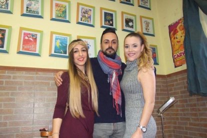1ª semifinal del concurso de Carnaval. El Auditorio Maestro Padilla se ha llenado de gran apoyo a la fiesta.Fotos: JBarrios