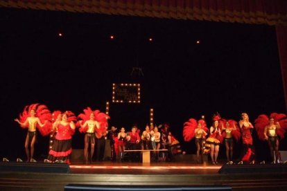 1ª semifinal del concurso de Carnaval. El Auditorio Maestro Padilla se ha llenado de gran apoyo a la fiesta.Fotos: JBarrios