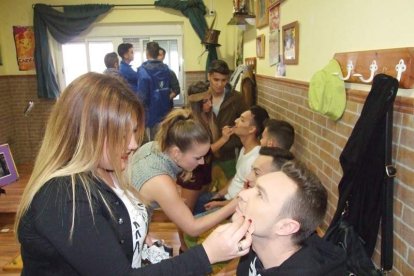1ª semifinal del concurso de Carnaval. El Auditorio Maestro Padilla se ha llenado de gran apoyo a la fiesta.Fotos: JBarrios