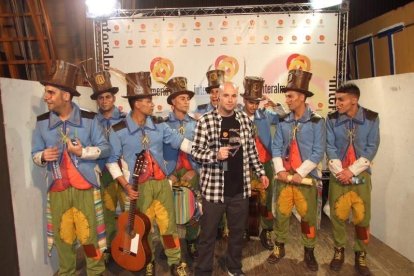 Comparsas, chirigotas, agrupaciones y cuarteto participan en esta fase. Fotos: JA Barrios