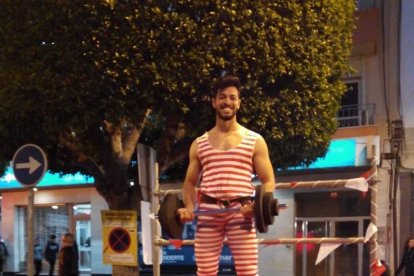 El show más friki de todo el carnaval. Conciertos, disfraces, gladiadores y tartazos en una tarde de júbilo