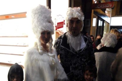 El show más friki de todo el carnaval. Conciertos, disfraces, gladiadores y tartazos en una tarde de júbilo