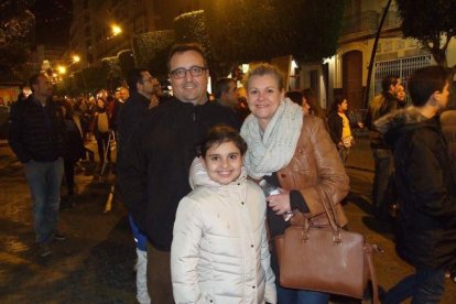 Carnaval histórico en el Cervantes. La final que se vivió en el teatro con intensidad trasladó la fiesta a la calle.
