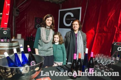 El ‘Oro rojo’, protagonista en la Plaza Vieja. Las empresas del sector y las instituciones almerienses se suman a un reconocimiento uná