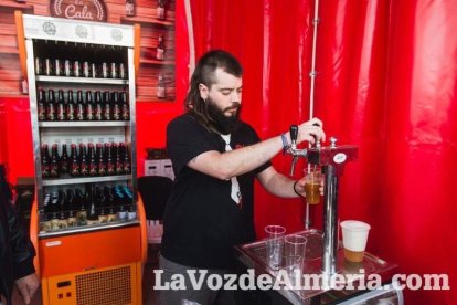 El ‘Oro rojo’, protagonista en la Plaza Vieja. Las empresas del sector y las instituciones almerienses se suman a un reconocimiento uná