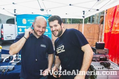 El ‘Oro rojo’, protagonista en la Plaza Vieja. Las empresas del sector y las instituciones almerienses se suman a un reconocimiento uná