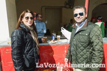 El ‘Oro rojo’, protagonista en la Plaza Vieja. Las empresas del sector y las instituciones almerienses se suman a un reconocimiento uná