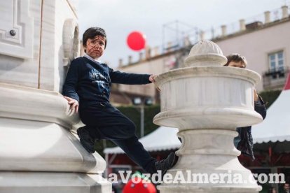 El ‘Oro rojo’, protagonista en la Plaza Vieja. Las empresas del sector y las instituciones almerienses se suman a un reconocimiento uná