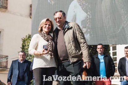 El ‘Oro rojo’, protagonista en la Plaza Vieja. Las empresas del sector y las instituciones almerienses se suman a un reconocimiento uná
