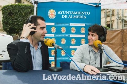 El ‘Oro rojo’, protagonista en la Plaza Vieja. Las empresas del sector y las instituciones almerienses se suman a un reconocimiento uná