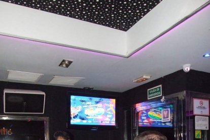 Fiesta oficial de Caramelo y 40 Principales en el Centro Comercial 501 de Aguadulce. Fotos: JA Barrios.