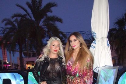 Fiesta oficial de Caramelo y 40 Principales en el Centro Comercial 501 de Aguadulce. Fotos: JA Barrios.