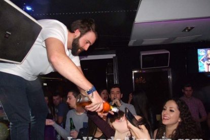 Fiesta oficial de Caramelo y 40 Principales en el Centro Comercial 501 de Aguadulce. Fotos: JA Barrios.