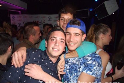 Fiesta oficial de Caramelo y 40 Principales en el Centro Comercial 501 de Aguadulce. Fotos: JA Barrios.