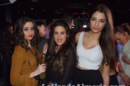 Fiesta oficial de Caramelo y 40 Principales en el Centro Comercial 501 de Aguadulce. Fotos: JA Barrios.