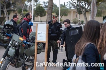 La Brigada de la Legión (Brileg) abre sus puertas a centros escolares de la provincia. Fotos: Fran Muñoz