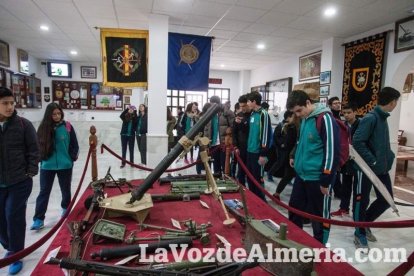 La Brigada de la Legión (Brileg) abre sus puertas a centros escolares de la provincia. Fotos: Fran Muñoz