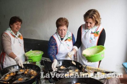 Gádor presume de naranjas en su cita anual más multitudinaria