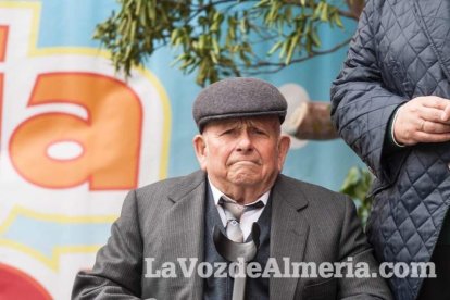 Gádor presume de naranjas en su cita anual más multitudinaria