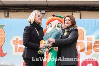 Gádor presume de naranjas en su cita anual más multitudinaria