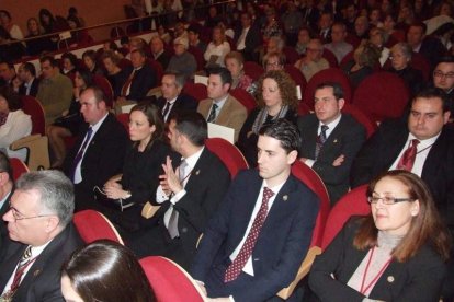 Tomás Cano, canónigo lectoral de la Catedral, presentó a Juan José Martín Campos, canónigo y pregonero oficial de la Semana Santa. Fot