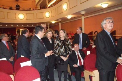 Tomás Cano, canónigo lectoral de la Catedral, presentó a Juan José Martín Campos, canónigo y pregonero oficial de la Semana Santa. Fot