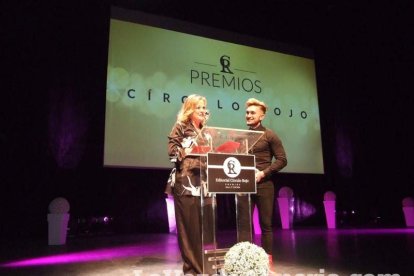 ‘Premios Círculo Rojo’, II gala de las letras con todos los ingredientes. Mil invitados llenan el Teatro Auditorio de El Ejido.