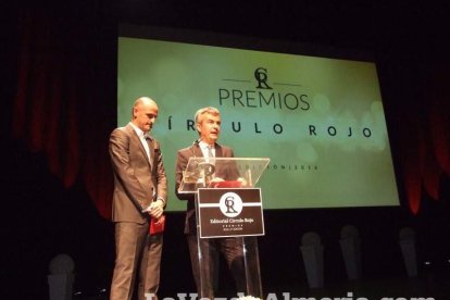 ‘Premios Círculo Rojo’, II gala de las letras con todos los ingredientes. Mil invitados llenan el Teatro Auditorio de El Ejido.